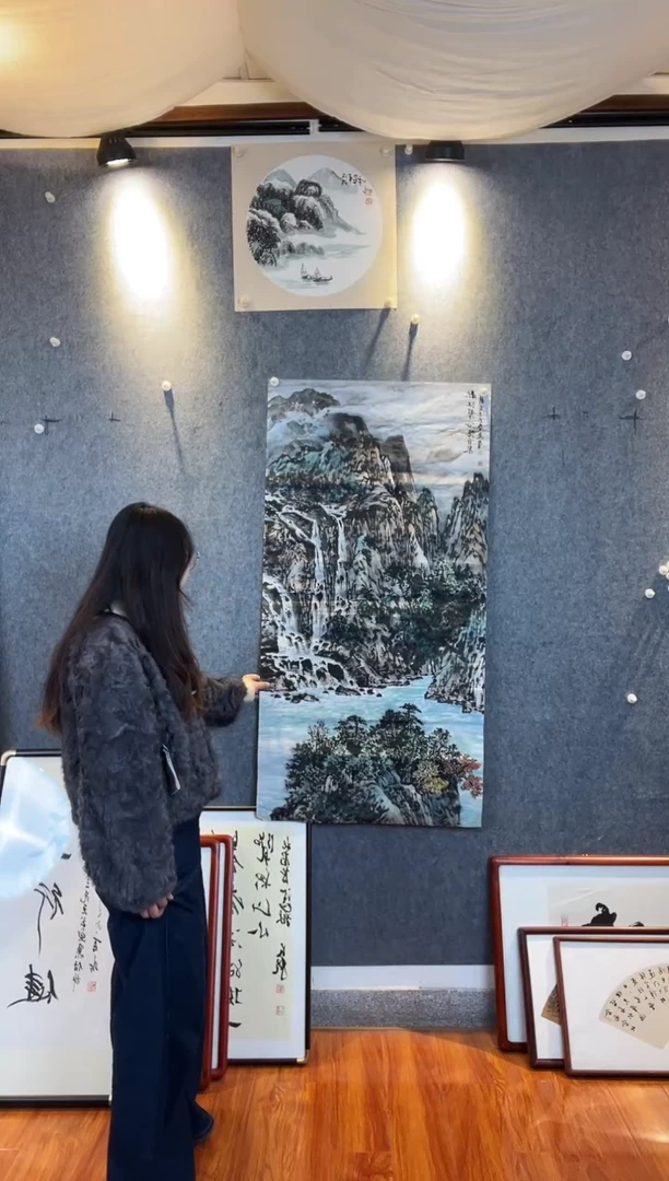 国画富****销高勇利精品山水