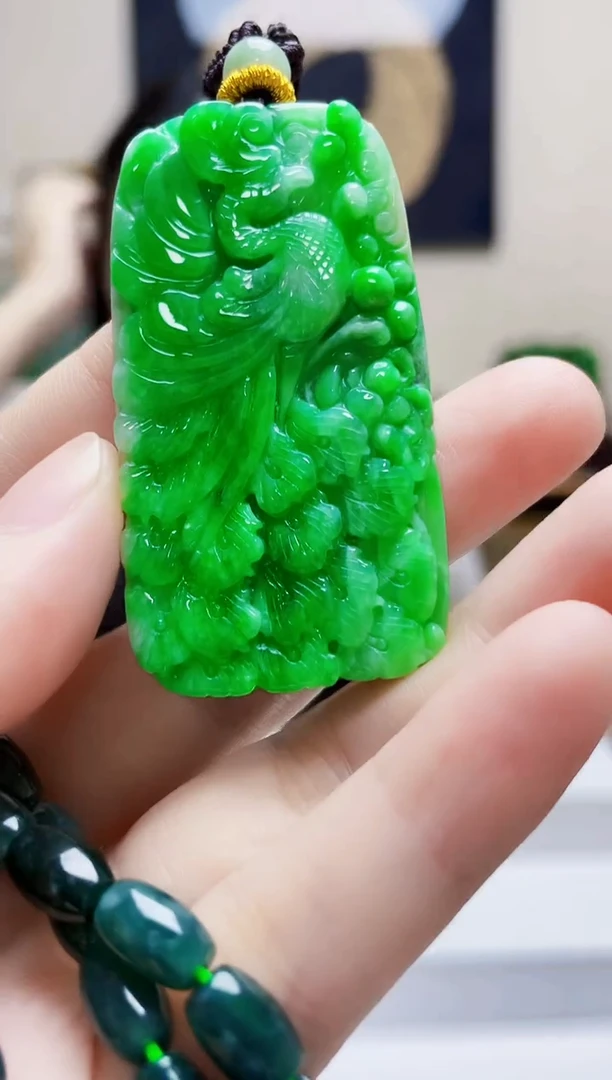 未镶嵌定制翡翠吊坠268