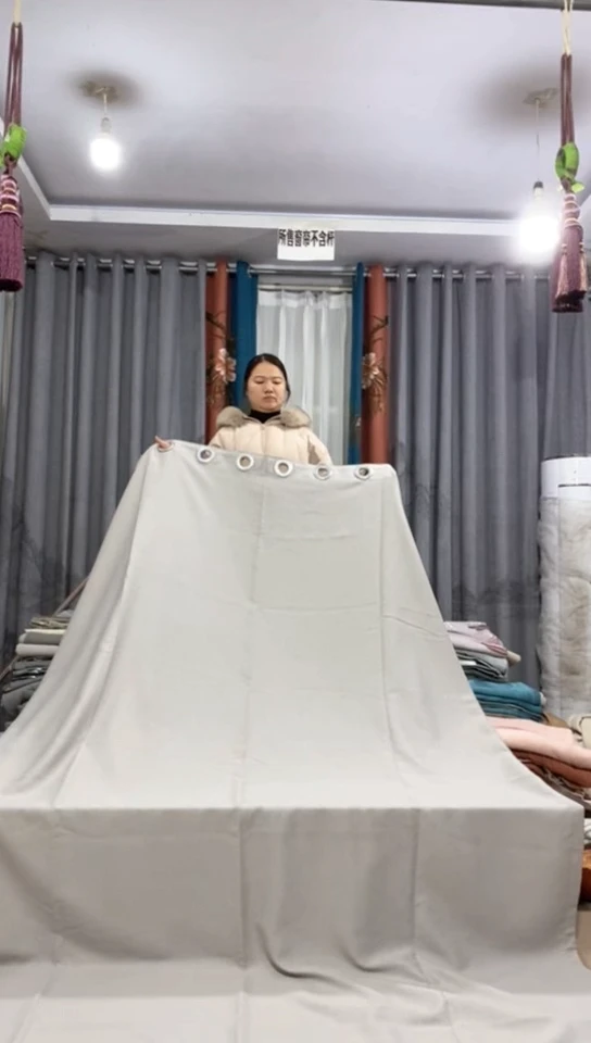 布成品窗帘 2
