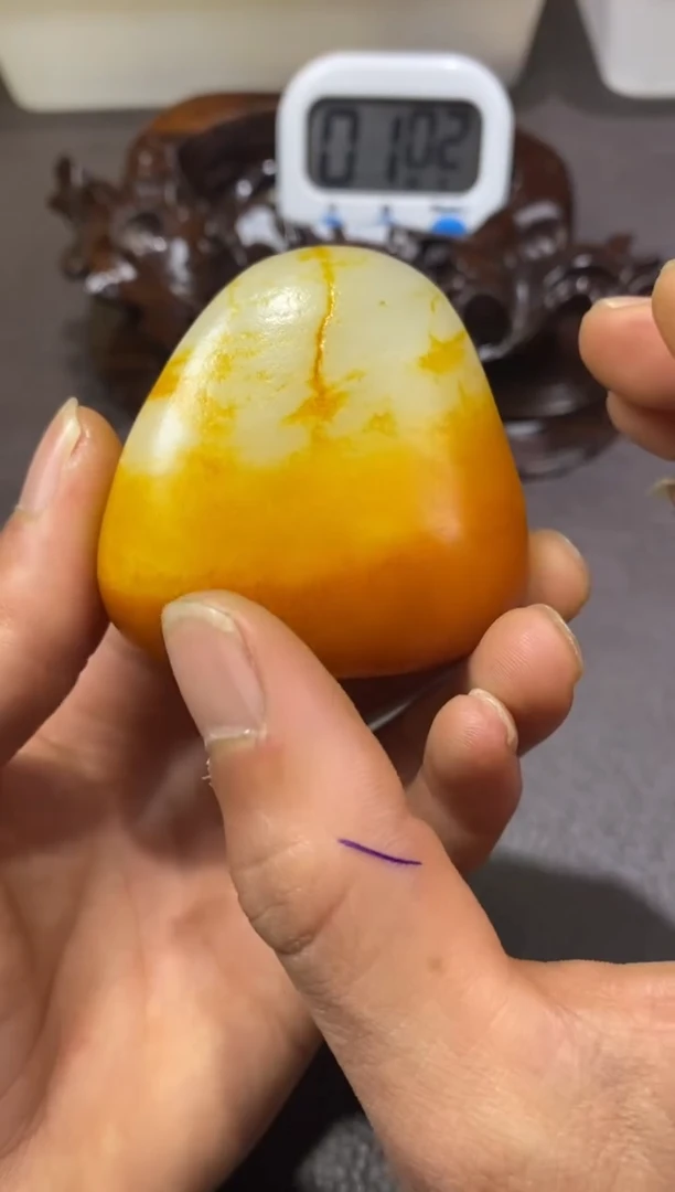 未镶嵌和田玉挂件云****.和田玉