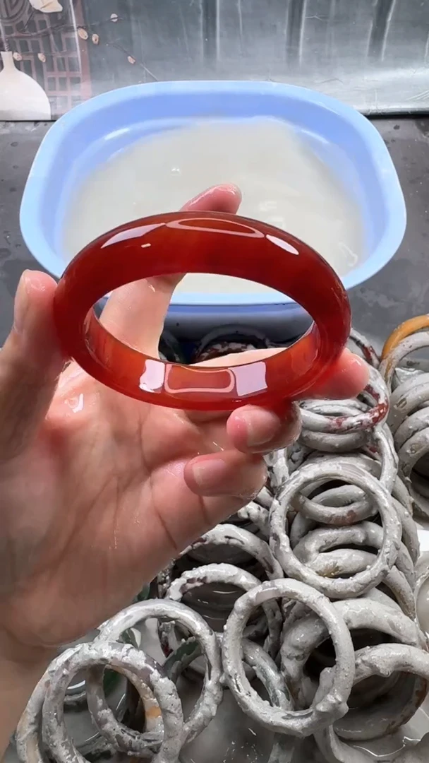 石英质玉手镯未镶嵌14