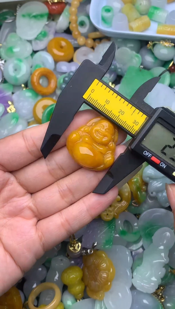 翡翠未镶嵌颈饰天然缅甸翡翠吊坠