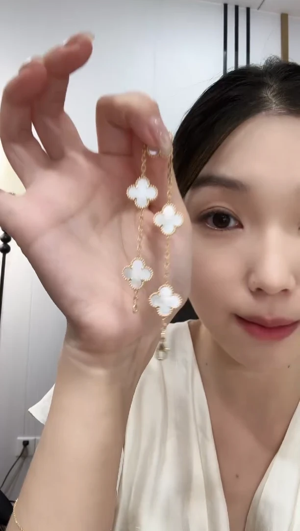 手链贝壳（贝母）18K金镶嵌白色k黄五花手链GHJ