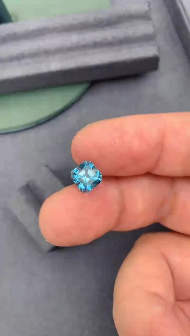 【闪购商品】海蓝宝石裸石未镶嵌2.2ct海蓝宝