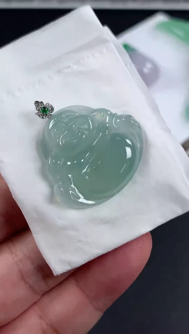 颈饰18K金镶嵌翡翠翡翠