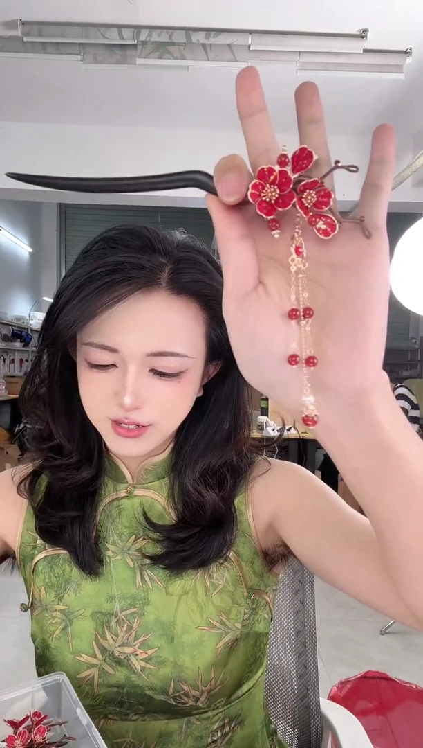 合金无 391 非遗绒花发簪  带流苏