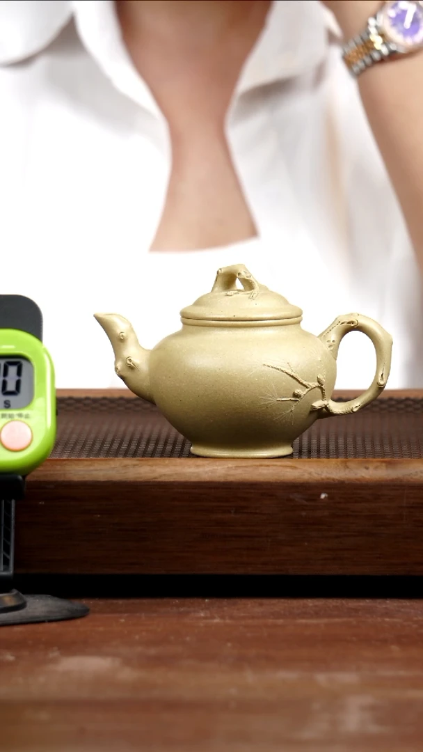 茶壶紫砂g****n梨皮绿松报春200CC