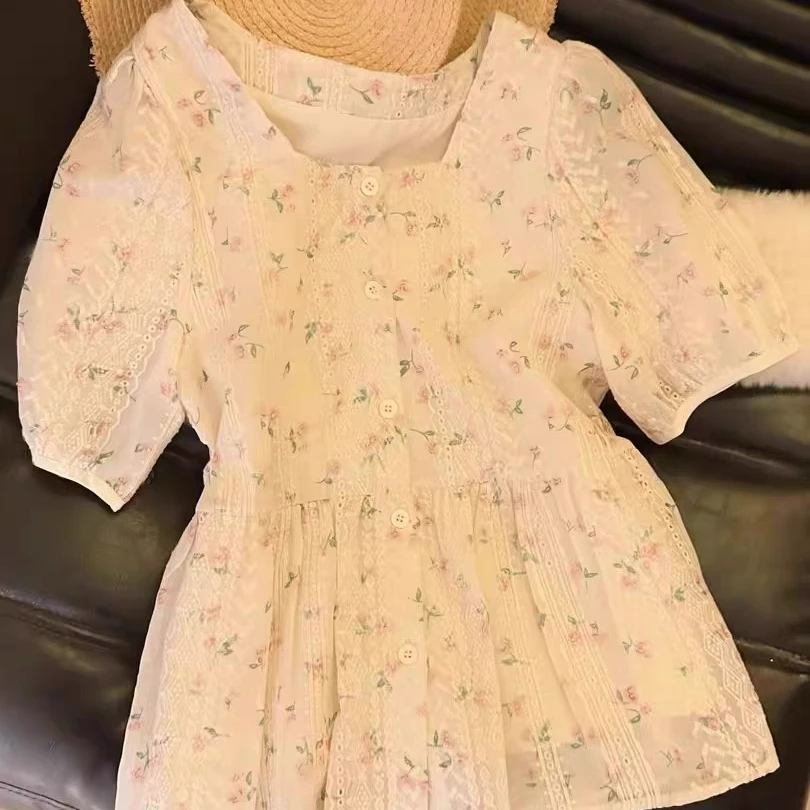 508#夏季新款提花绣花气质短袖宽松女法式甜美V领设计感别致上衣