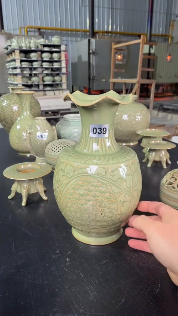 耀州窑仰山塔式牡丹盘微瑕039