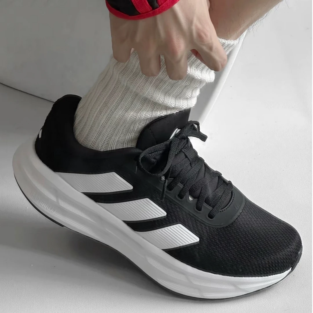 adidas/阿迪达斯GALAXY全新换代男女透气轻便跑步鞋 KJ3501[多色]