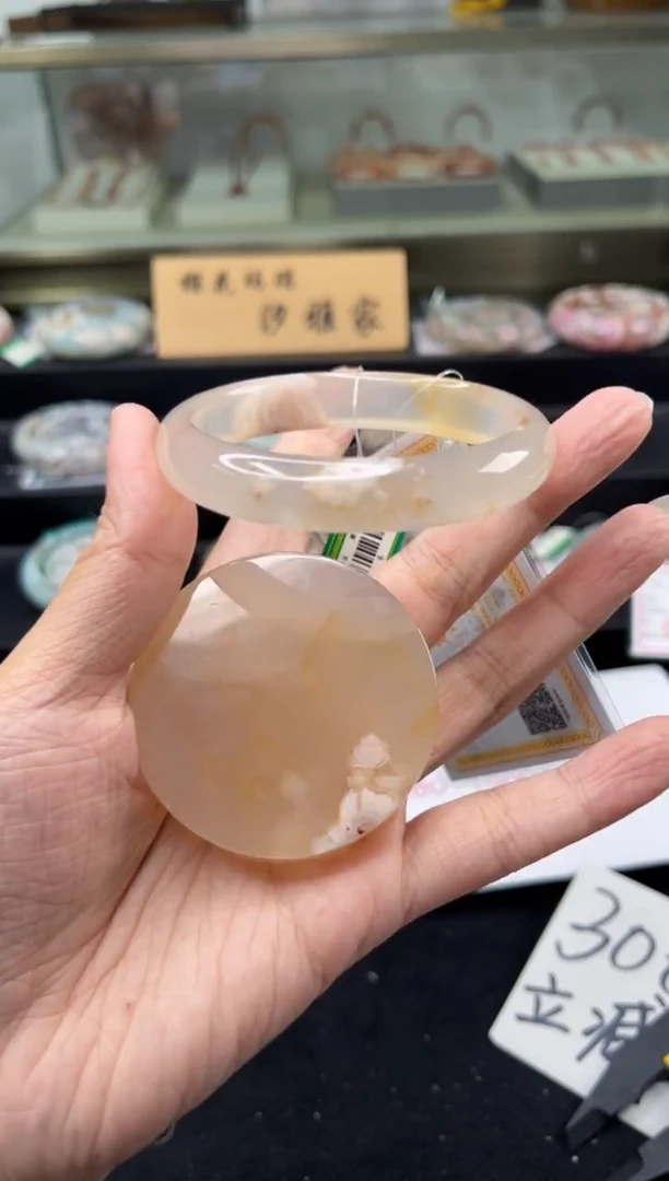 未镶嵌手镯石英质玉蜘**️圈口（赠品镯心）