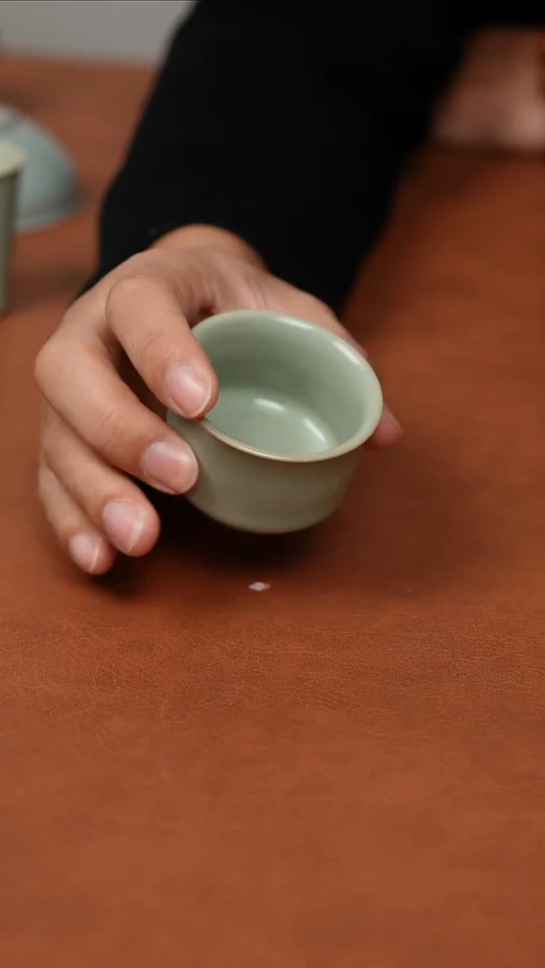 富山严选原矿汝瓷小马蹄