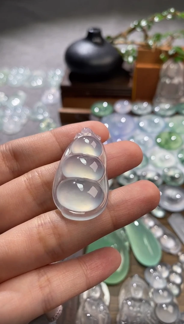 吊坠(不含链)未镶嵌翡翠豆子