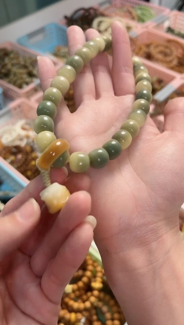 【闪购商品】菩提根/象牙果手串小青宁手持