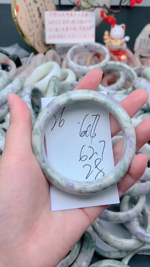 未镶嵌手镯石英质玉607