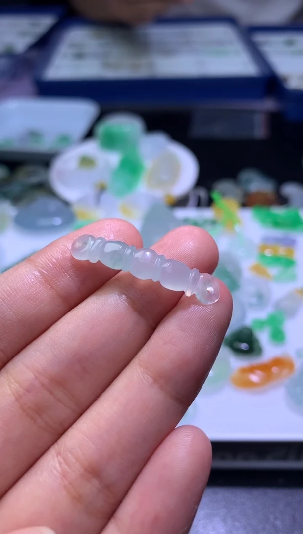 定制翡翠未镶嵌毛货