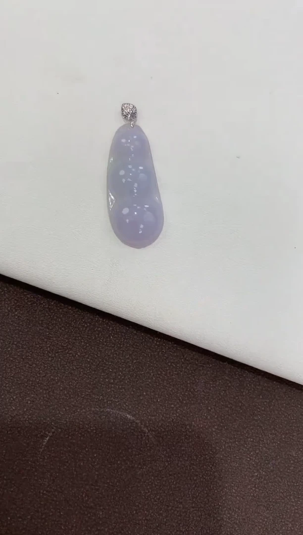 翡翠18K金镶嵌颈饰天然缅甸a货翡翠白冰