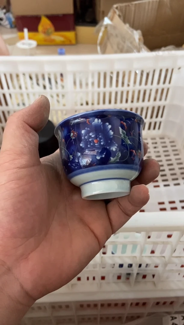 无运费险有瑕疵的摄影的产品有使用过的痕迹有点脏介意勿拍