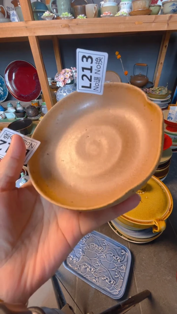 瓷片咖****?L213棕色花边碟
