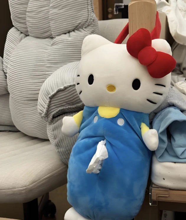 【鼠标垫随机一个】40车马飞kitty收纳娃娃摆件贴纸百货