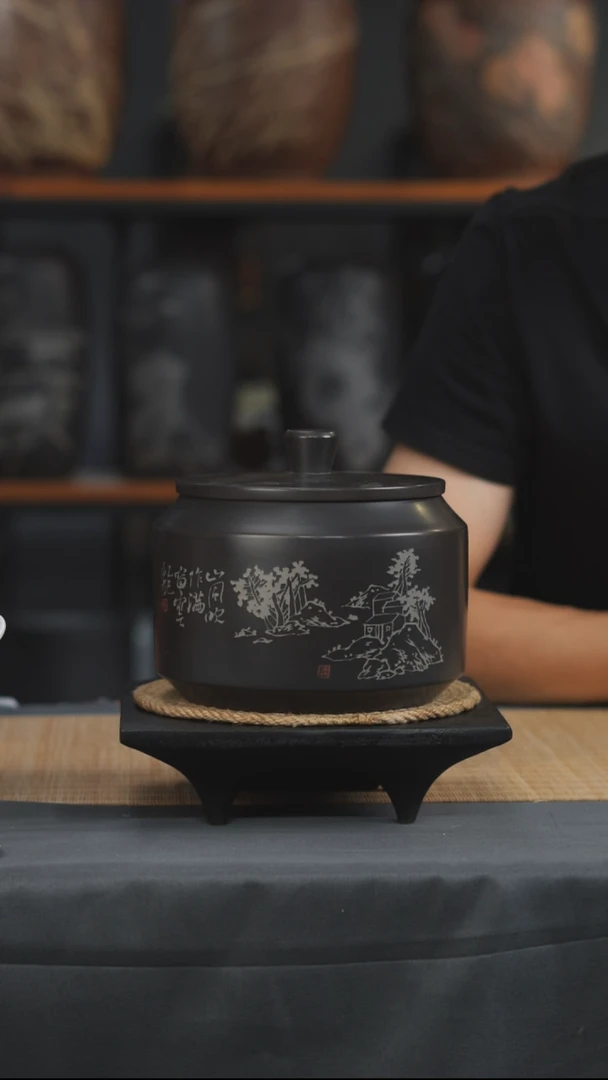 云水山涧建水紫陶357g醒茶罐M10 028