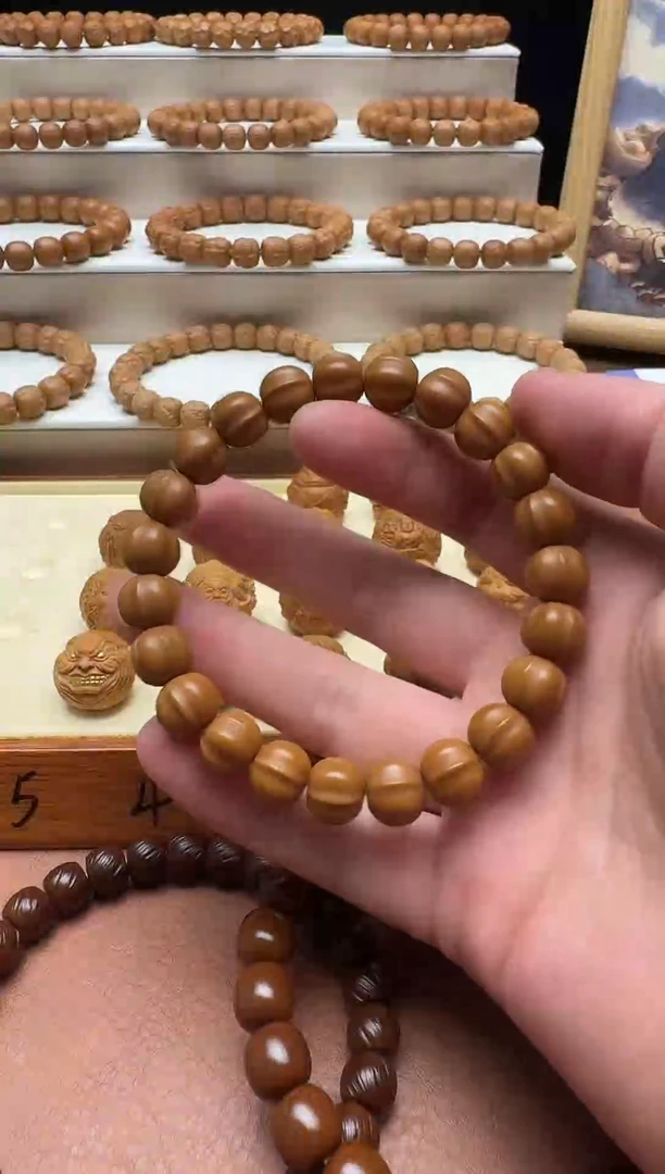 手串猴头核桃10.8mm鲨鱼鳍福利款