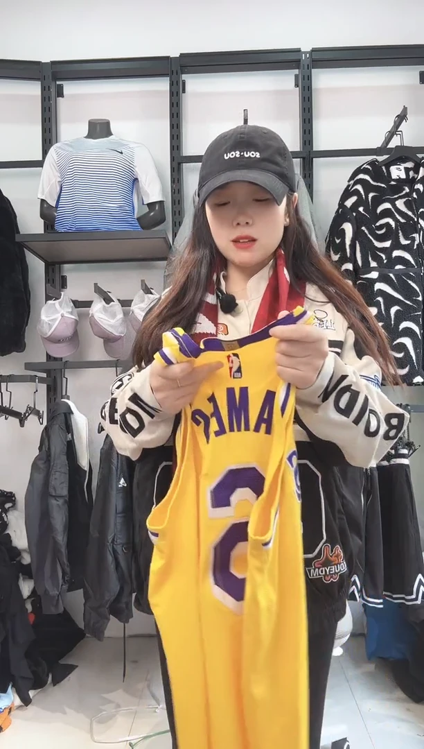 2541 编码  瑕疵直播间过款为准 尺码