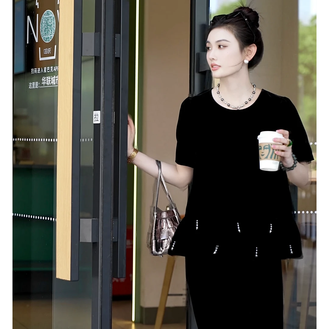 灵动小吊坠设计真丝丝绒圆领气质通勤百搭减龄显瘦短袖夏季上衣