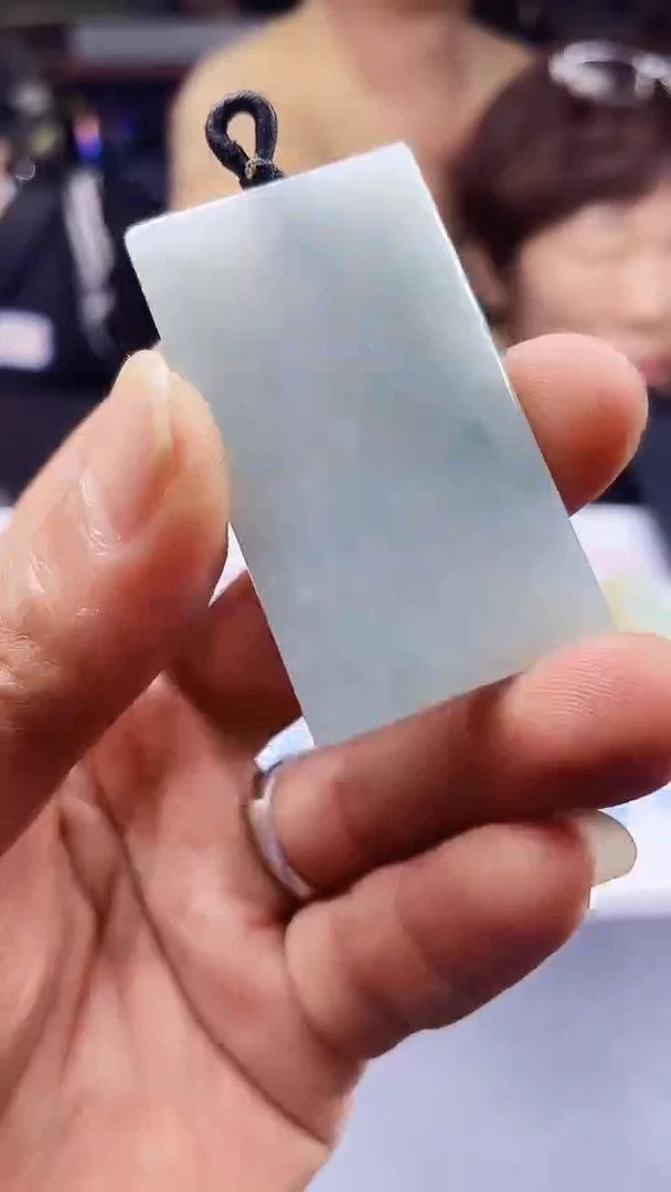 定制翡翠未镶嵌天然翡翠A货