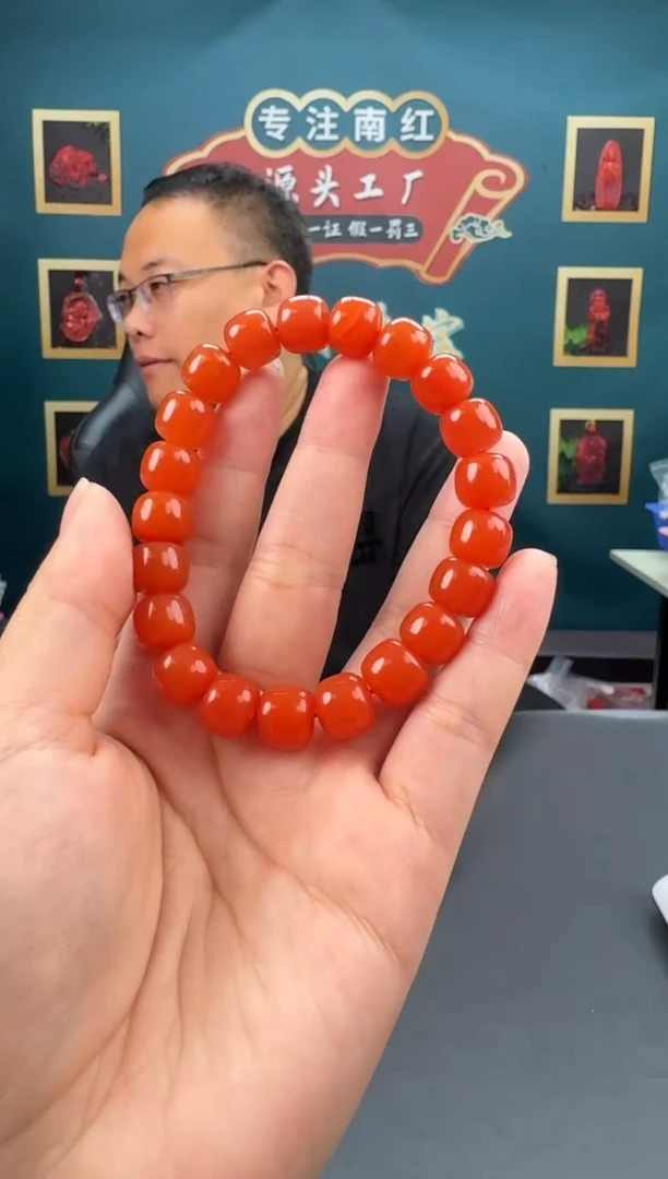 南红玛瑙手串未镶嵌004ZB0528产品一个