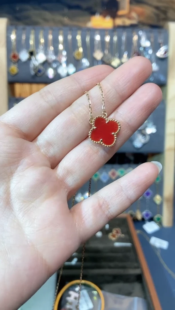 18K金镶嵌套链玛瑙/玉髓玛瑙K黄红草