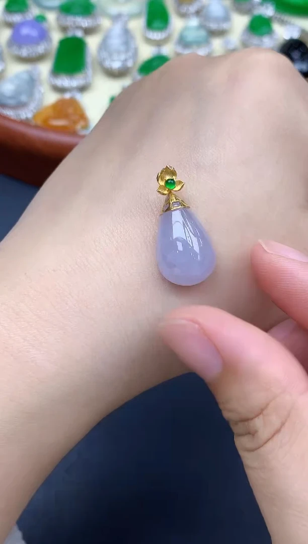 颈饰18K金镶嵌翡翠78-中国好珍宝