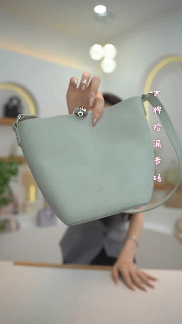 绵羊皮（革）8.6单肩斜挎包包