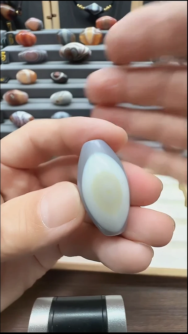 未镶嵌颈饰玛瑙/玉髓玛瑙36*20