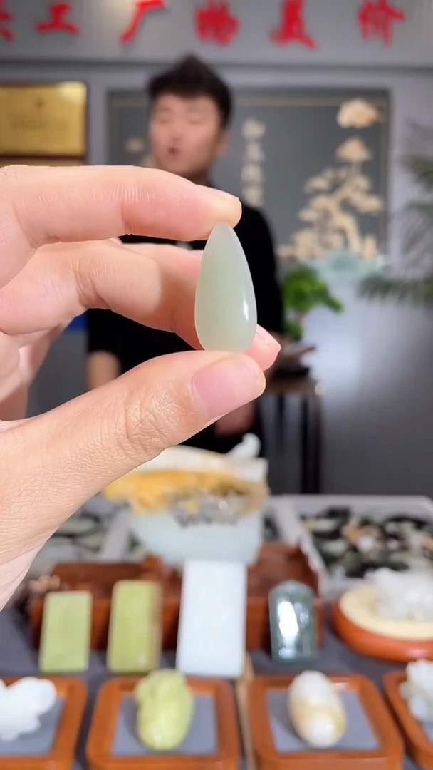 【闪购商品】和田玉颈饰未镶嵌拍一发一  多样性发货