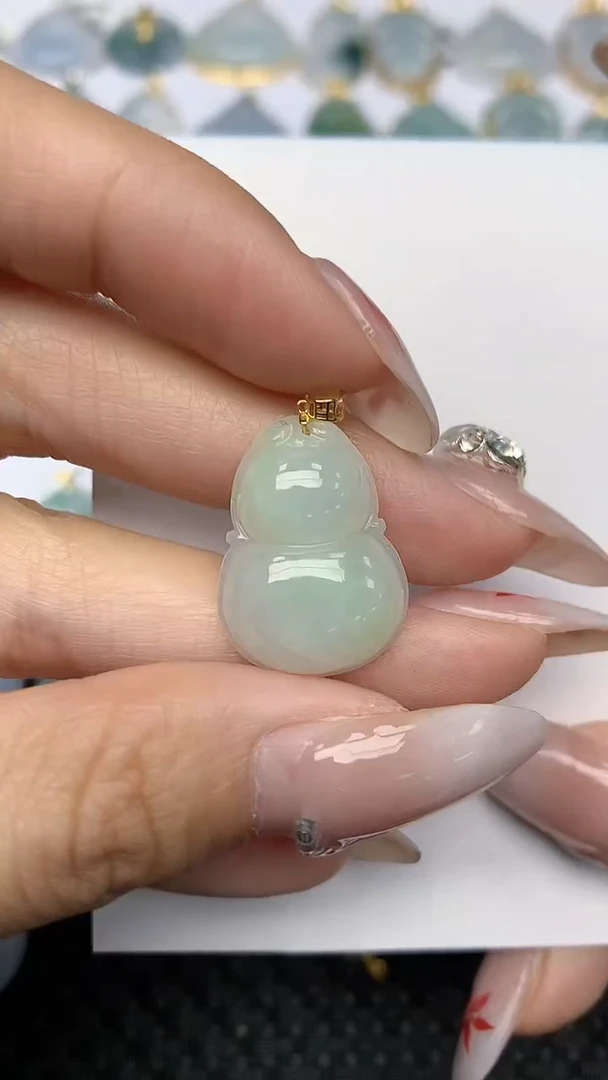 【闪购商品】翡翠颈饰18K金镶嵌天然翡翠A货