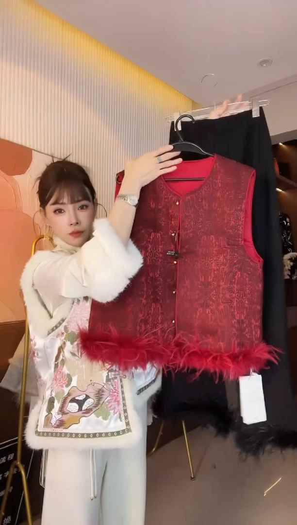 1939 红色马甲 2XL 115-130