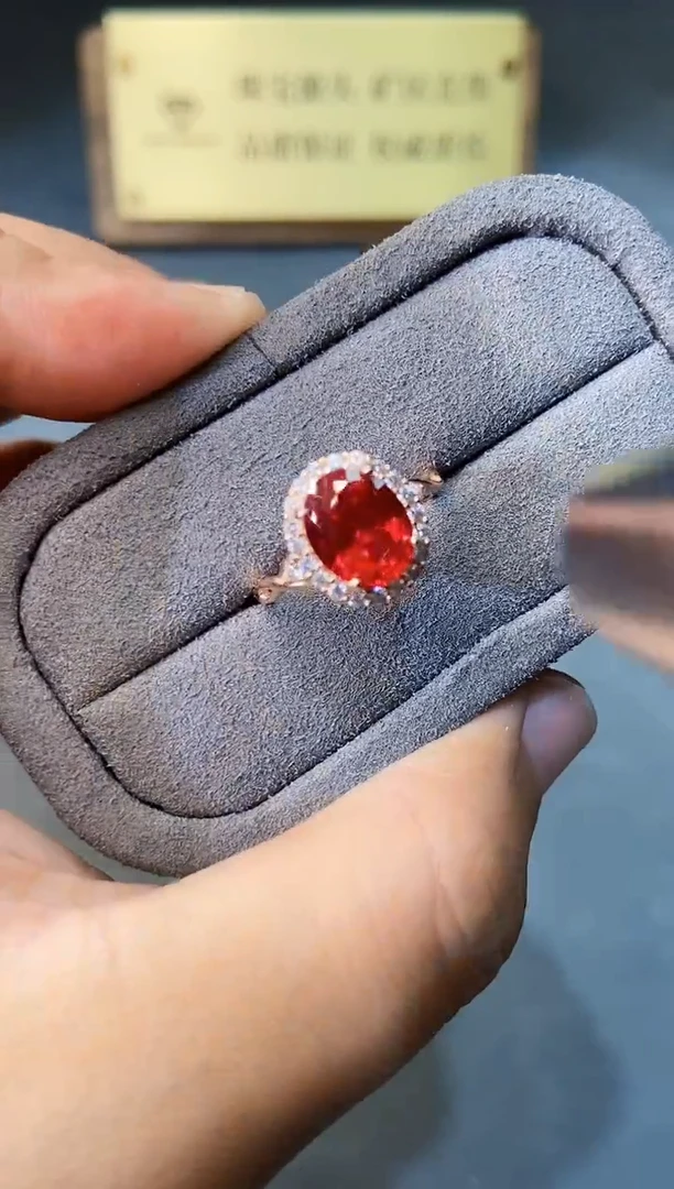 银S925镶嵌戒指红宝石........