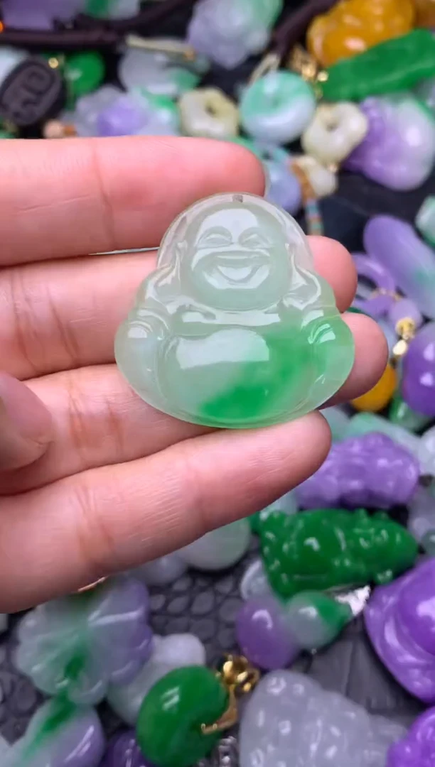 颈饰未镶嵌翡翠缅甸翡翠吊坠
