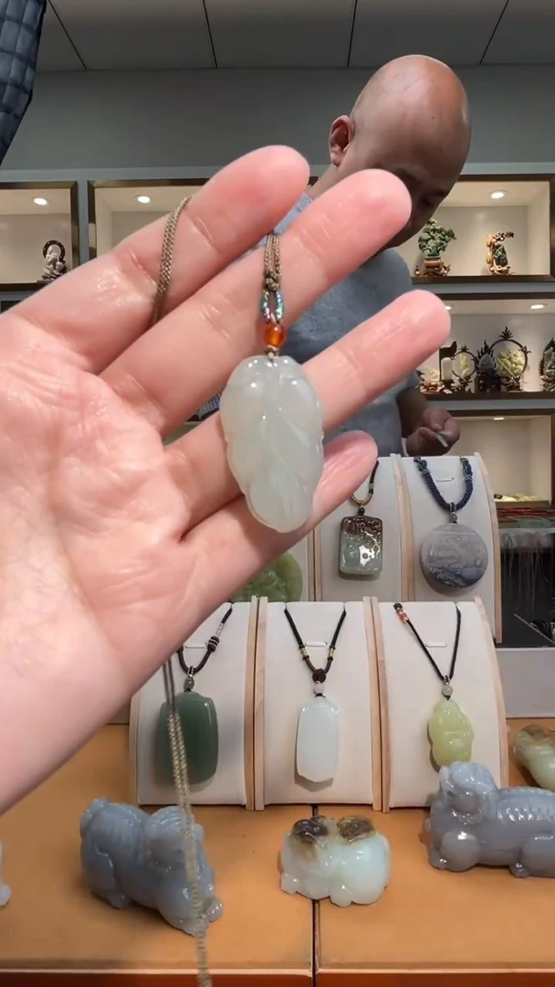 颈饰未镶嵌和田玉多样性发货1