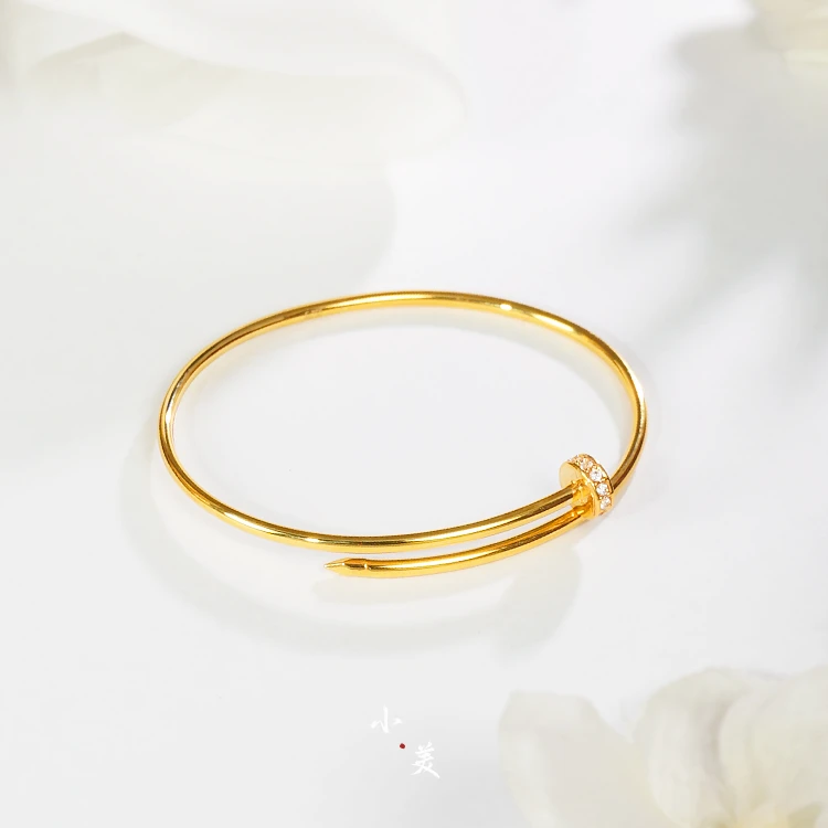 合成碳硅石（莫桑石）18K金钉子开口手镯 G9706