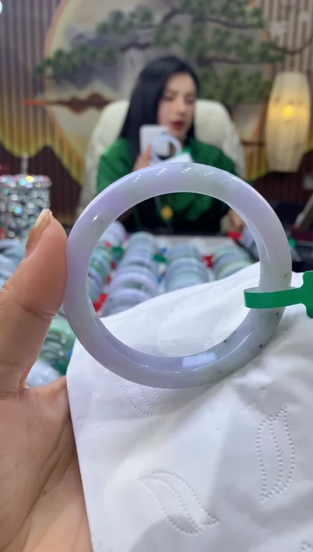 【闪购商品】翡翠手镯未镶嵌多人00794