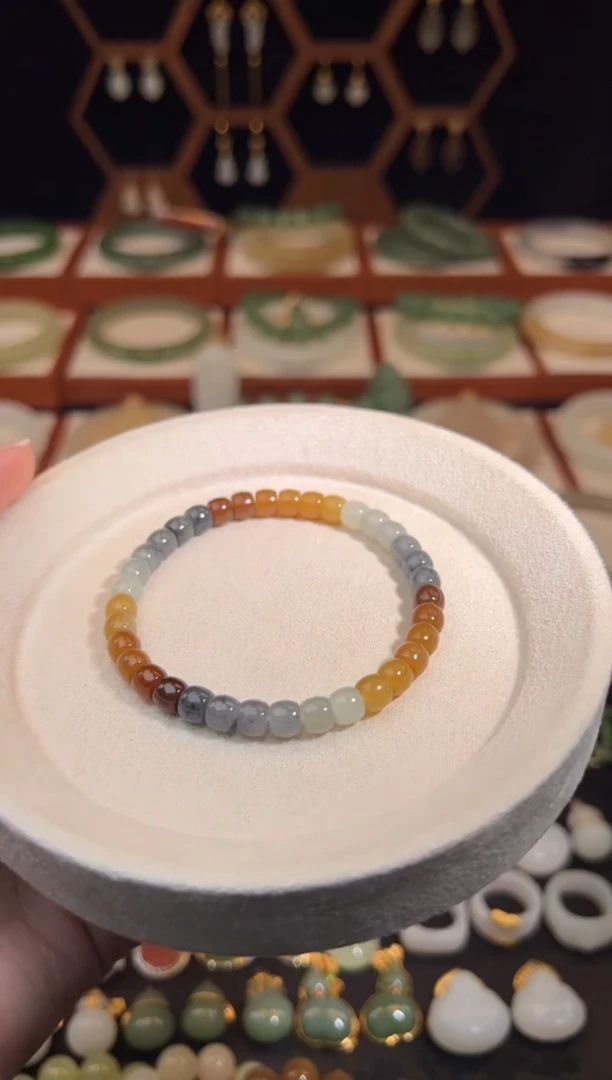 未镶嵌手链和田玉楼兰