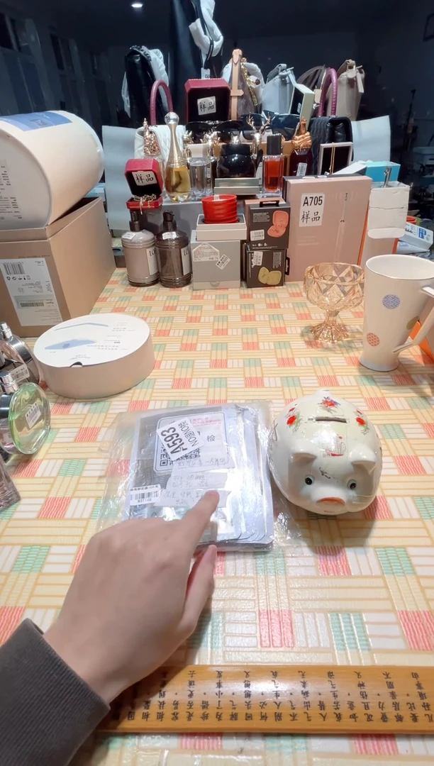 瓷片瓷器 库房到期 全部地板价@@1