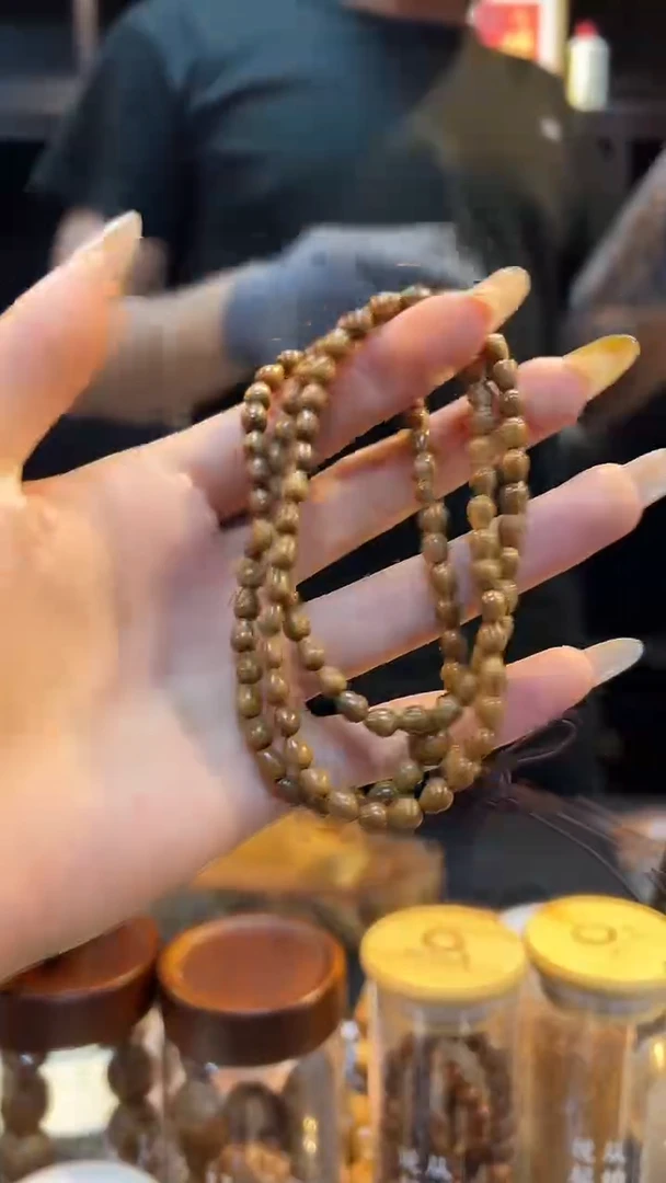 S****eW25072814小水滴绿檀