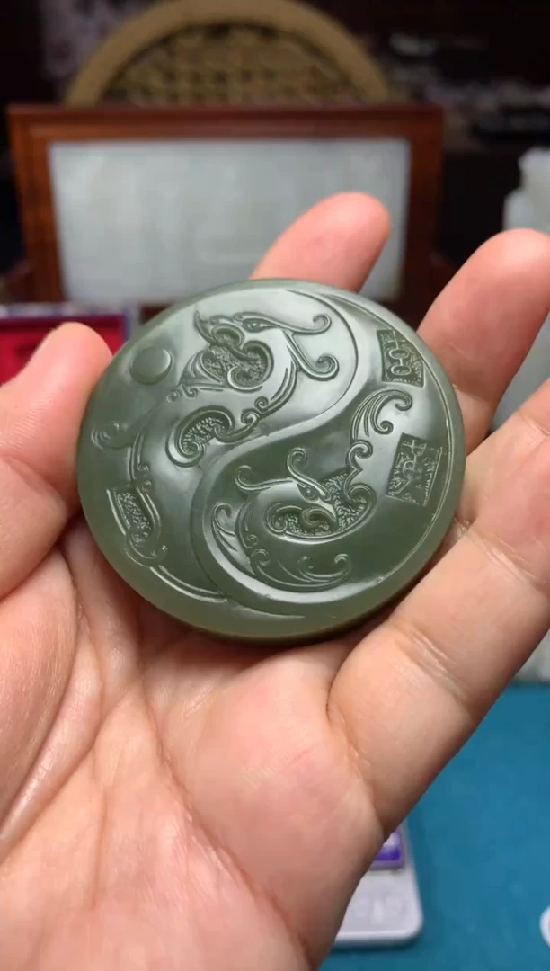 颈饰未镶嵌和田玉拍一发一