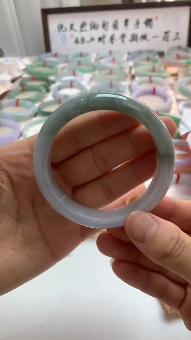 未镶嵌手镯翡翠57.8半山水