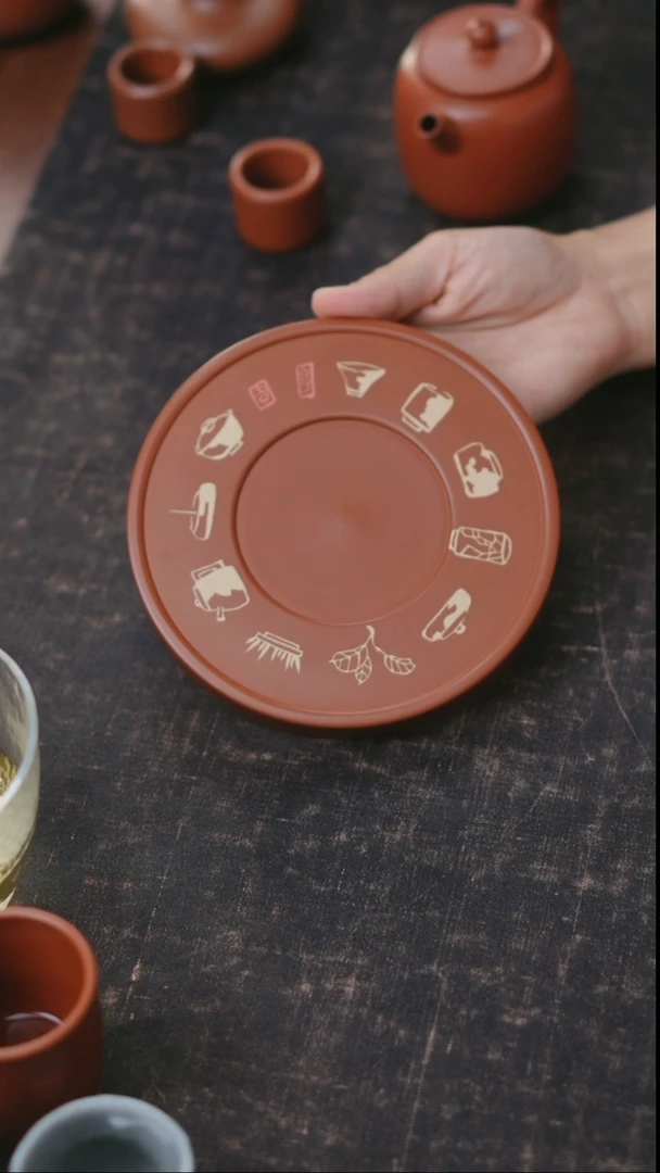 二生陶作微瑕刻填干泡盘