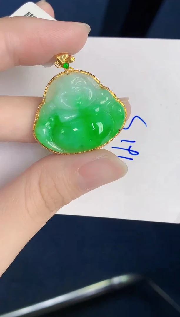颈饰18K金镶嵌翡翠天然翡翠缅甸A货