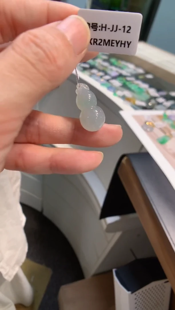 颈饰未镶嵌翡翠葫芦